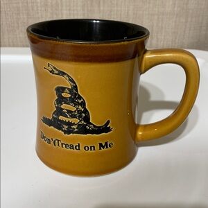 Cracker Barrel Don't Tread on Me Rattlesnake Gaddsen Flag  Coffee Mug 17oz